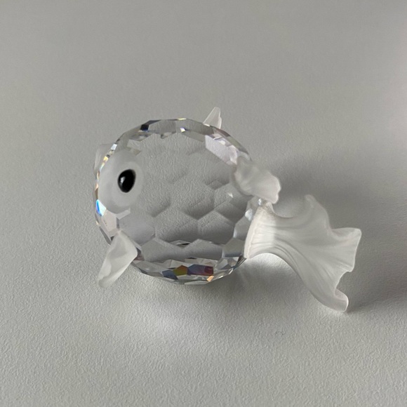 Swarovski Crystal Blowfish Figurine - Picture 5 of 8